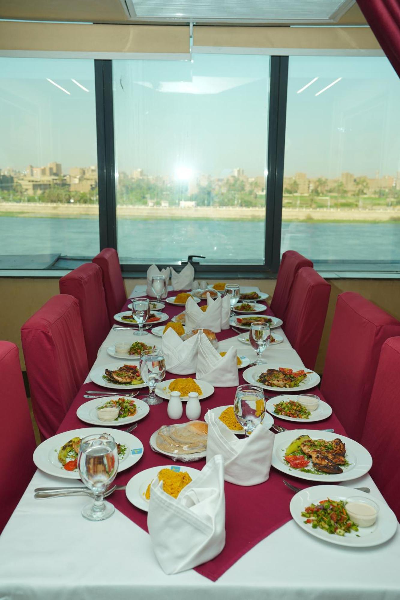 Al Fanar Azur Hotel سوهاج المظهر الخارجي الصورة