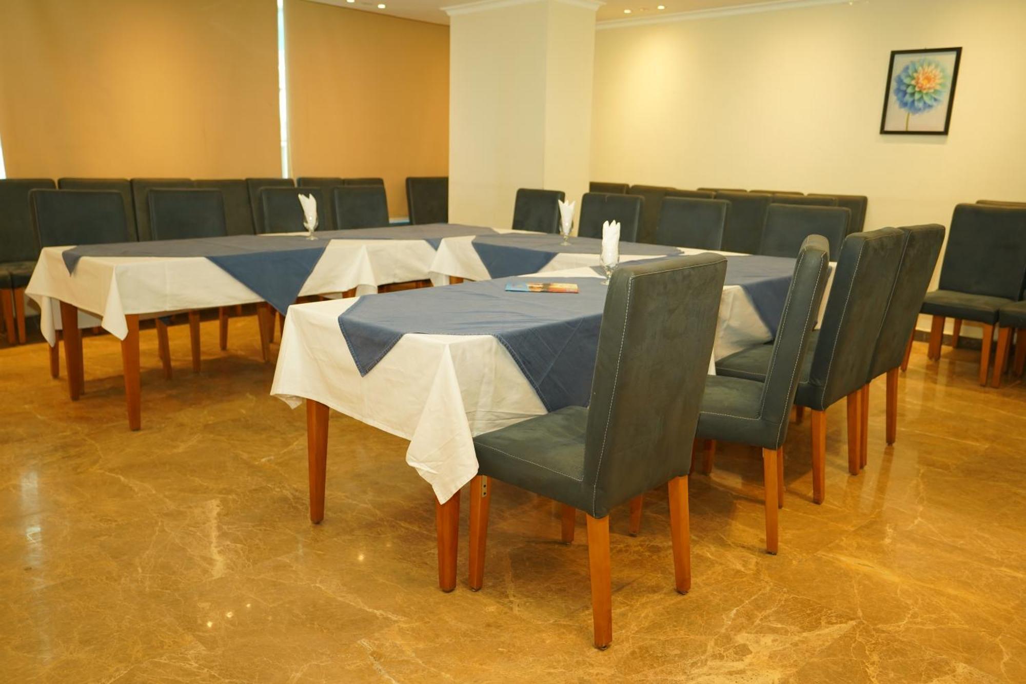 Al Fanar Azur Hotel سوهاج المظهر الخارجي الصورة